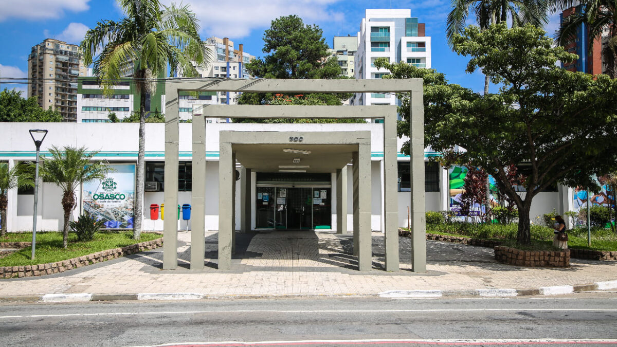 Prefeito entrega Centro de Operações Integradas